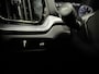 Volvo V60 2.0 B3 Momentum Advantage Hybrid Navig Camera 1e Eig, NL Auto! NAP