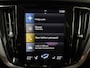 Volvo V60 2.0 B3 Momentum Advantage Hybrid Navig Camera 1e Eig, NL Auto! NAP