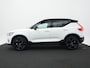 Volvo XC40 2.0 B4 Plus Black Edition Pixel LED | Panoramadak | Harman Kardon | Nubuck | Stoelverwarming V&A | Stuurwiel verwarming