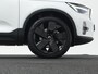 Volvo XC40 2.0 B4 Plus Black Edition Pixel LED | Panoramadak | Harman Kardon | Nubuck | Stoelverwarming V&A | Stuurwiel verwarming