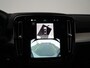 Volvo XC40 2.0 B4 Plus Black Edition Pixel LED | Panoramadak | Harman Kardon | Nubuck | Stoelverwarming V&A | Stuurwiel verwarming