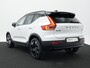 Volvo XC40 2.0 B4 Plus Black Edition Pixel LED | Panoramadak | Harman Kardon | Nubuck | Stoelverwarming V&A | Stuurwiel verwarming