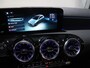 Mercedes-Benz A-klasse 250e Business Solution AMG | Panoramaschuifdak | Premium Plus | Head-up display | Dodehoekassistent |