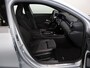 Mercedes-Benz A-klasse 250e Business Solution AMG | Panoramaschuifdak | Head-up display | Premium Plus | Stoelverwarming | 360° camera |