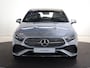 Mercedes-Benz A-klasse 250e Business Solution AMG | Panoramaschuifdak | Head-up display | Premium Plus | Stoelverwarming | 360° camera |