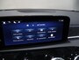 Mercedes-Benz A-klasse 250e Business Solution AMG | Panoramaschuifdak | Head-up display | Premium Plus | Stoelverwarming | 360° camera |