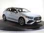 Mercedes-Benz A-klasse 250e Business Solution AMG | Panoramaschuifdak | Head-up display | Premium Plus | Stoelverwarming | 360° camera |