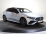 Mercedes-Benz A-klasse 250e Business Solution AMG | Panoramaschuifdak | Premium Plus | Head-up display | Dodehoekassistent |