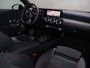 Mercedes-Benz A-klasse 250e Business Solution AMG | Panoramaschuifdak | Premium Plus | Head-up display | Dodehoekassistent |