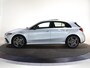 Mercedes-Benz A-klasse 250e Business Solution AMG | Panoramaschuifdak | Premium Plus | Head-up display | Dodehoekassistent |