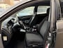 Opel Antara 2.0 CDTi Cosmo Inruilauto’s tegen vaste prijzen. Voor meer info: 0638140850 Bij de verkoop van gebruikte voertuigen door CD-Cars wordt geen standaard garantie verstrekt. De koper aanvaardt het voertuig in de staat waarin het zich bevindt op het moment van aankoop