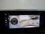 Mercedes-Benz A-klasse 250e Business Solution AMG | Panoramaschuifdak | Premium Plus | 19”AMG-velgen | Head-up display | Dodehoekassistent |