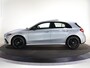 Mercedes-Benz A-klasse 250e Business Solution AMG | Panoramaschuifdak | Premium Plus | 19”AMG-velgen | Head-up display | Dodehoekassistent |