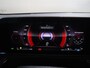 Mercedes-Benz A-klasse 250e Business Solution AMG | Panoramaschuifdak | Premium Plus | 19”AMG-velgen | Head-up display | Dodehoekassistent |