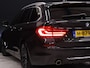 BMW 5-Serie Touring 520i High Executive Edition M Sport [TREKHAAK INKLAPBAAR, CAMERA, APPLE CARPLAY, ANDROID AUTO, MEMORY SEATS, M STUURWIEL, VOL LEDER, NIEUWSTAAT]