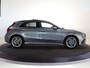 Mercedes-Benz A-klasse 250e Business Solution AMG | Panoramaschuifdak | Premium Plus | Head-up display | Dodehoekassistent |