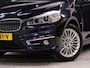 BMW 2-Serie Gran Tourer 218i Centennial High Executive 7p. Luxury Line [TREKHAAK AFNEEMBAAR, MEMORY SEATS, CAMERA, SCHUIFDAK, HEAD UP DISPLAY, STOELVERWARMING, NIEUWSTAAT]