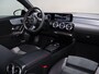 Mercedes-Benz A-klasse 180 Business Solution AMG | Panoramaschuifdak | Premium plus | Head-Up | Stoelverwarming | Achteruitrijcamera |  MULTIBEAM LED |