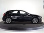 Mercedes-Benz A-klasse 250e Business Solution AMG | Panoramaschuifdak | Head-up display | Premium Plus | Stoelverwarming | 360° camera |