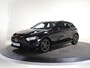 Mercedes-Benz A-klasse 250e Business Solution AMG | Panoramaschuifdak | Premium Plus | Head-up display | Dodehoekassistent |
