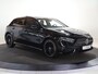 Mercedes-Benz A-klasse 250 e Business Solution AMG | Panoramaschuifdak | Premium Plus | 19”AMG-velgen | Head-up display | Dodehoekassistent |