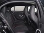 Mercedes-Benz A-klasse 250 e Business Solution AMG | Panoramaschuifdak | Premium Plus | 19”AMG-velgen | Head-up display | Dodehoekassistent |