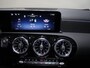 Mercedes-Benz A-klasse 250e Business Solution AMG | Panoramaschuifdak | Premium Plus | 19”AMG-velgen | Head-up display | Dodehoekassistent |