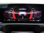 Mercedes-Benz A-klasse 250e Business Solution AMG | Panoramaschuifdak | Premium Plus | Head-up display | Dodehoekassistent |