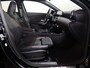 Mercedes-Benz A-klasse 250e Business Solution AMG | Panoramaschuifdak | Premium Plus | Head-up display | Dodehoekassistent |