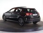 Mercedes-Benz A-klasse 250e Business Solution AMG | Panoramaschuifdak | Premium Plus | Head-up display | Dodehoekassistent |