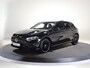 Mercedes-Benz A-klasse 250e Business Solution AMG | Panoramaschuifdak | Premium Plus | 19”AMG-velgen | Head-up display | Dodehoekassistent |
