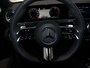 Mercedes-Benz A-klasse 250e Business Solution AMG | Panoramaschuifdak | Premium Plus | 19”AMG-velgen | Head-up display | Dodehoekassistent |