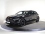 Mercedes-Benz A-klasse 250e Business Solution AMG | Panoramaschuifdak | Premium Plus | 19”AMG-velgen | Head-up display | Dodehoekassistent |