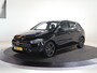 Mercedes-Benz B-klasse 250e Business Solution AMG | Panoramaschuifdak | Night | Winter pakket | Trekhaak | Stoelverwarming |