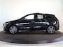 Mercedes-Benz B-klasse 250e Business Solution AMG | Panoramaschuifdak | Night | Winter pakket | Trekhaak | Stoelverwarming |