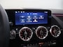 Mercedes-Benz B-klasse 250e Business Solution AMG | Panoramaschuifdak | Night | Winter pakket | Trekhaak | Stoelverwarming |