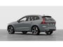 Volvo XC60 2.0 T8 Plug-in hybrid AWD Ultra Black Edition | Lounge-Pack | Extra getint glas achter | Gelamineerde zijruiten rondom | Actieve luchtvering met FOUR-C | 22" 5-dubbelspaaks Glossy Black Diamond Cut