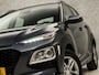 Hyundai Kona 1.0 T-GDI Sport (APPLE CARPLAY, STOELVERWARMING, CAMERA, CLIMATE CONTROL, SPORTSTOELEN, NIEUWSTAAT)