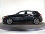 Mercedes-Benz A-klasse 180 Business Solution AMG | Panoramaschuifdak | Stoelverwarming | Achteruitrijcamera |  MULTIBEAM LED |