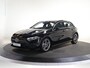 Mercedes-Benz A-klasse 180 Business Solution AMG | Panoramaschuifdak | Stoelverwarming | Achteruitrijcamera |  MULTIBEAM LED |