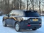 Mitsubishi Outlander 2.0 PHEV Instyle+, achteruitrijcamera, schuifdak, trekhaak