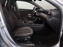 Mercedes-Benz A-klasse 180 Business Solution AMG | Panoramaschuifdak | Stoelverwarming | Achteruitrijcamera |  MULTIBEAM LED |