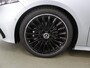 Mercedes-Benz A-klasse 180 Business Solution AMG | Panoramaschuifdak | Stoelverwarming | Achteruitrijcamera |  MULTIBEAM LED |