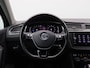Volkswagen Tiguan 1.5 TSI ACT Highline 150PK DSG Trekhaak, Achteruitrijcamera, Navi, Clima, Stoelverwarming, Virtual Cockpit, 18" LM Velgen