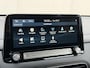 Hyundai Kona Premium 64kWh Automaat / WLTP 449 km / Fabrieksgarantie tot 04-2026 / Accu SoH 100% /  Navigatie / HUD / Stuur & Stoelverwarming / Dode hoek detectie / Apple Carplay Android / CCS / cruise control adaptief /
