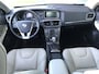 Volvo V40 2.5 T5 Summum Automaat | Rijklaar incl garantie | Panoramadak Adaptieve cruise Keyless Trekhaak