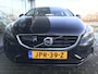 Volvo V40 2.5 T5 Summum Automaat | Rijklaar incl garantie | Panoramadak Adaptieve cruise Keyless Trekhaak