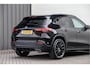 Mercedes-Benz GLA 180 AMG Nightpack, Widescreen, Distronic, Sfeerverlichting 2023