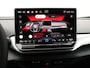 Volkswagen ID.4 Pro Limited Edition 77 kWh / 286 PK | Led matrix | 20" velgen | Navigatie | Camera | Keyless |
