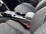 Peugeot 2008 Hybrid 145 GT 8 jaar Garantie / Elektr. schuifdak en bestuurdersstoel / Stoelverwarming / Camera 360° / Adapt. CC / Navi / Apple Carplay Android / 17" LM wielen / ook in zwart leverbaar /
